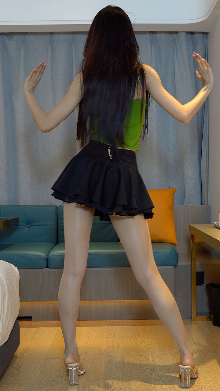【热舞】雯雯168期 2部4k